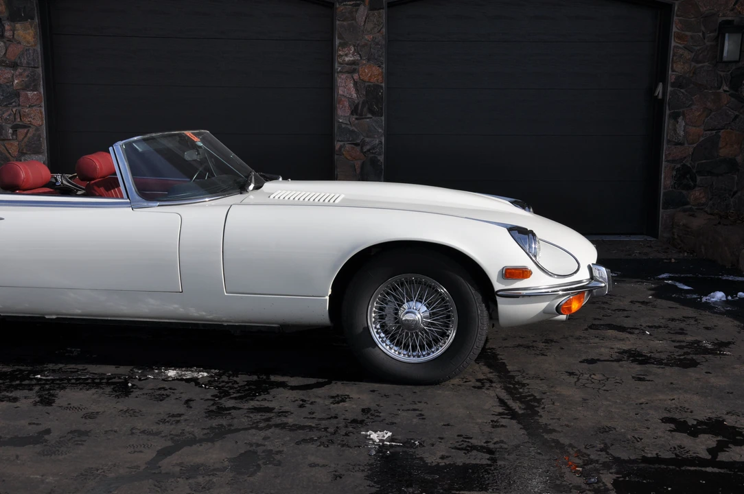 1974 Jaguar E-Type Series 3 V12 - Image 3 of 31