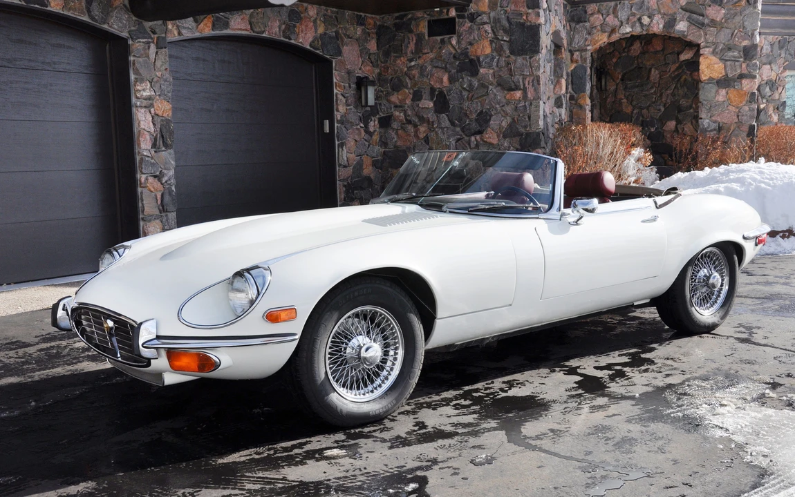 1974 Jaguar E-Type Series 3 V12 - Image 2 of 31