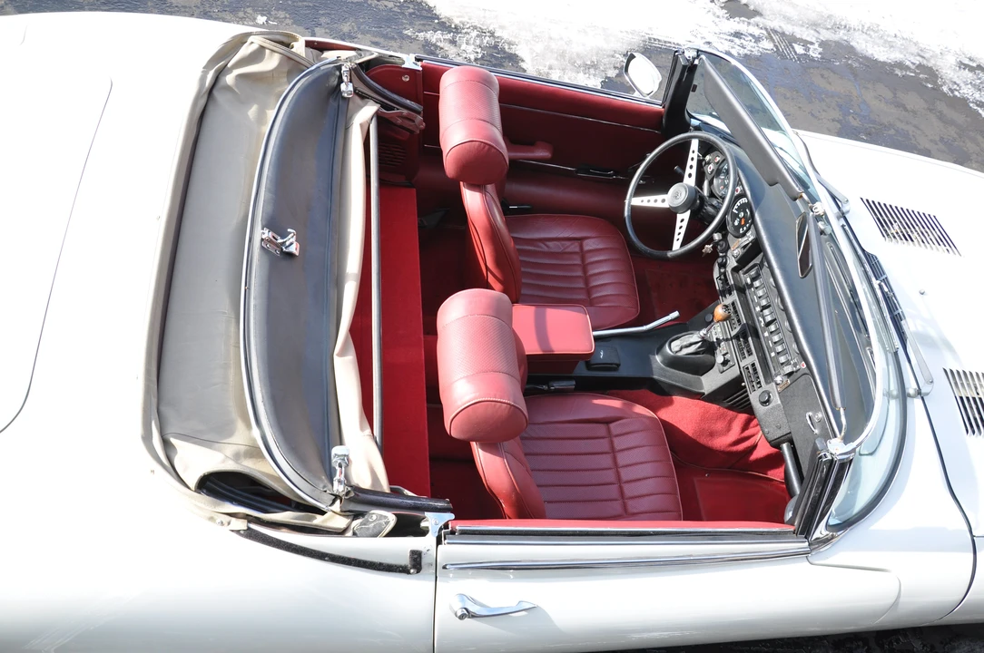 1974 Jaguar E-Type Series 3 V12 - Image 23 of 31