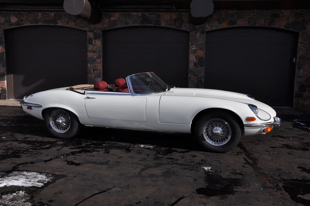 1974 Jaguar E-Type Series 3 V12 - Image 4 of 31