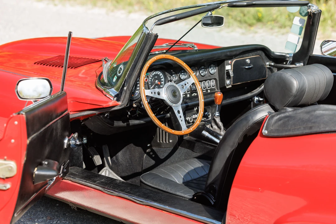 1974 Jaguar E-Type Series 3 V12 - Image 4 of 31