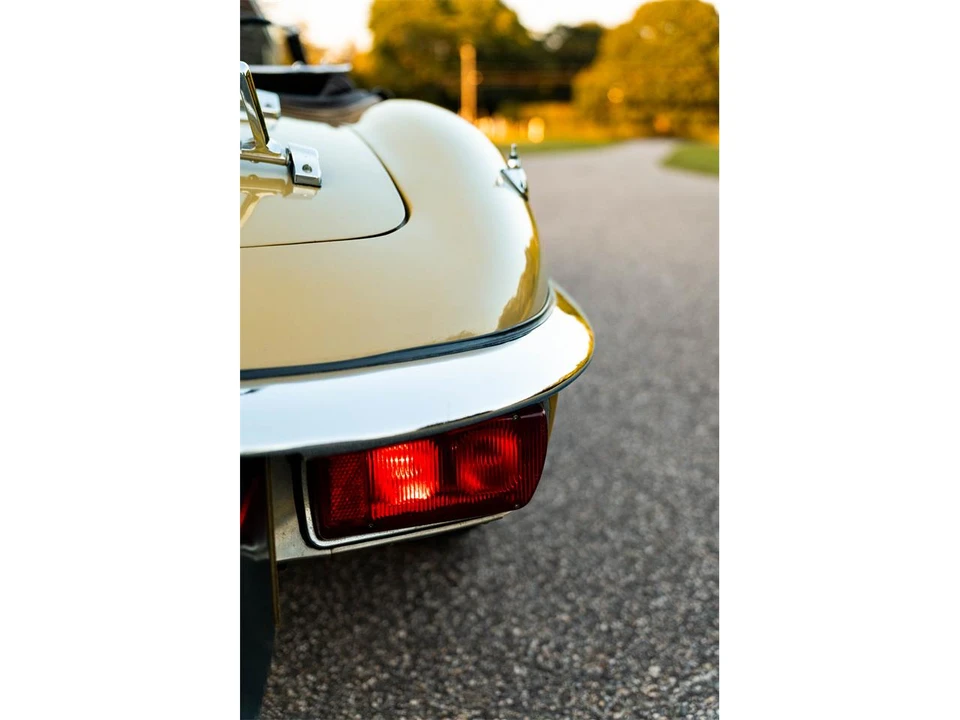 1974 Jaguar E-Type Series 3 V12 - Image 22 of 31