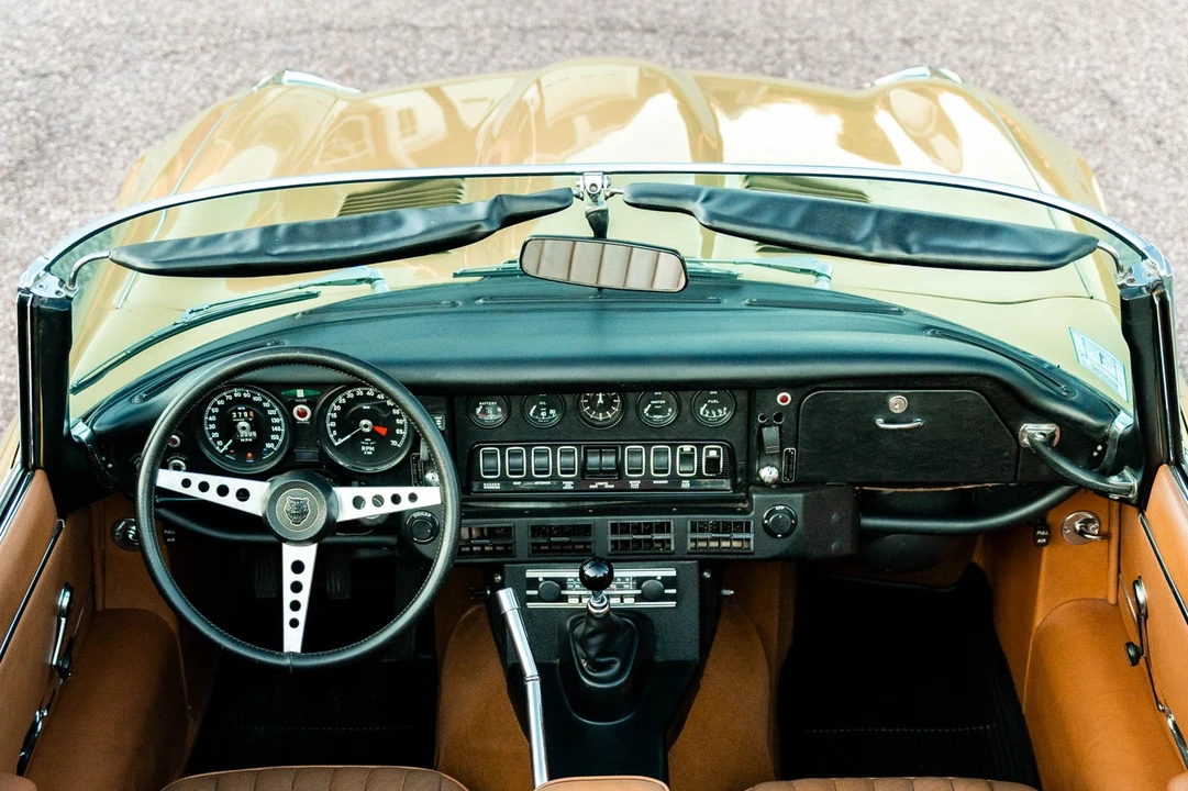 1974 Jaguar E-Type Series 3 V12 - Image 26 of 31