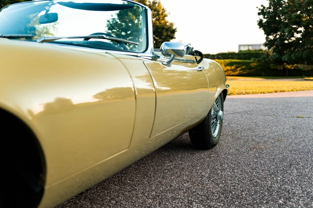 1974 Jaguar E-Type Series 3 V12 - Image 18 of 31