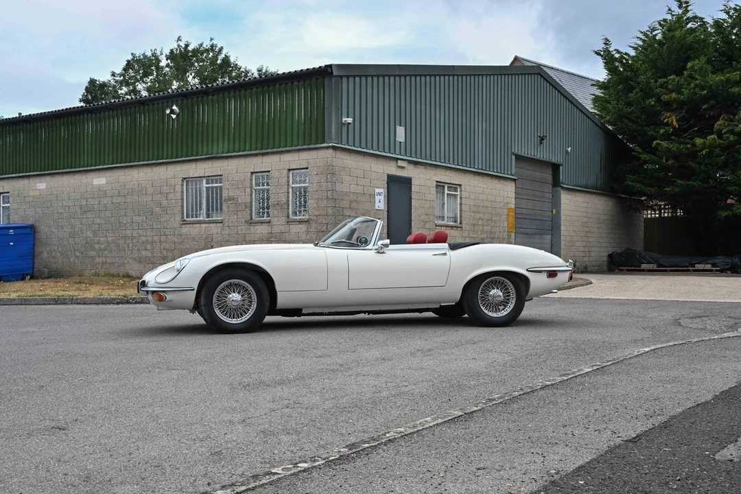 1974 Jaguar E-Type Series 3 V12 - Image 12 of 30