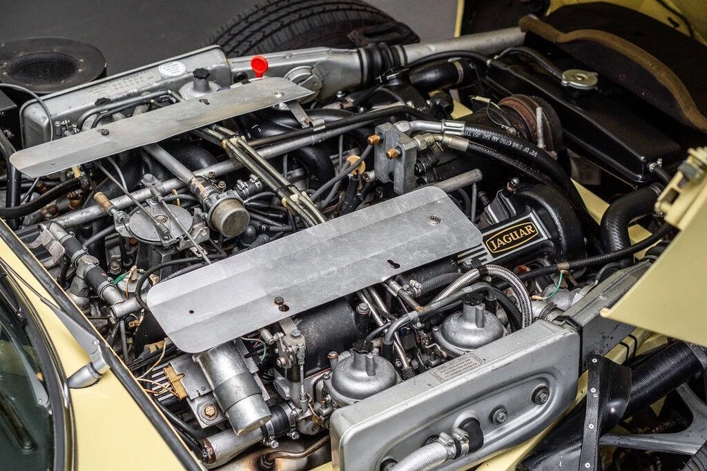 1974 Jaguar E-Type Series 3 V12 - Image 17 of 21