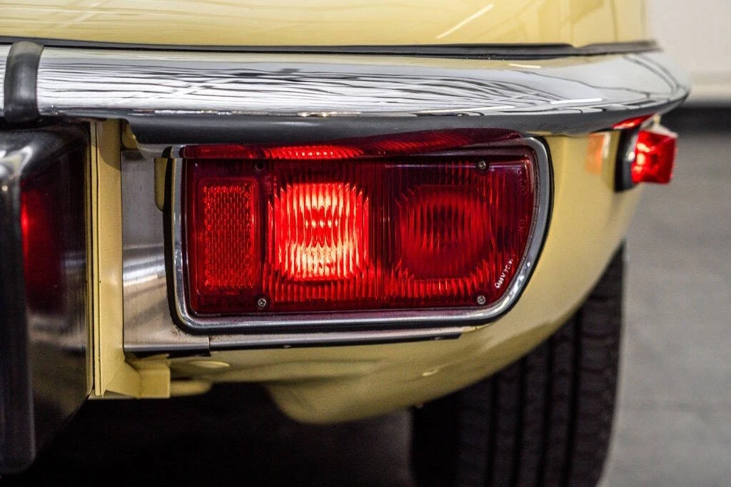 1974 Jaguar E-Type Series 3 V12 - Image 13 of 21