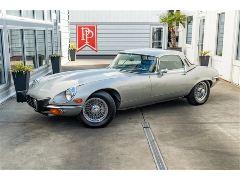 1974 Jaguar E-Type Series 3 V12 - Image 2 of 12