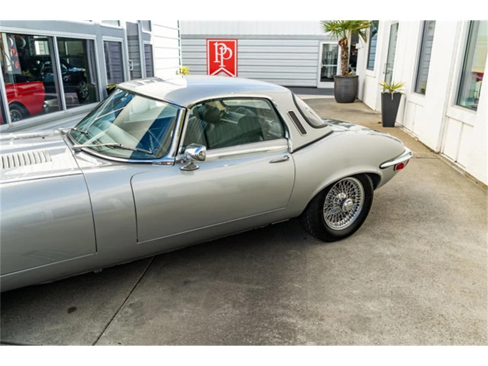 1974 Jaguar E-Type Series 3 V12 - Image 8 of 12