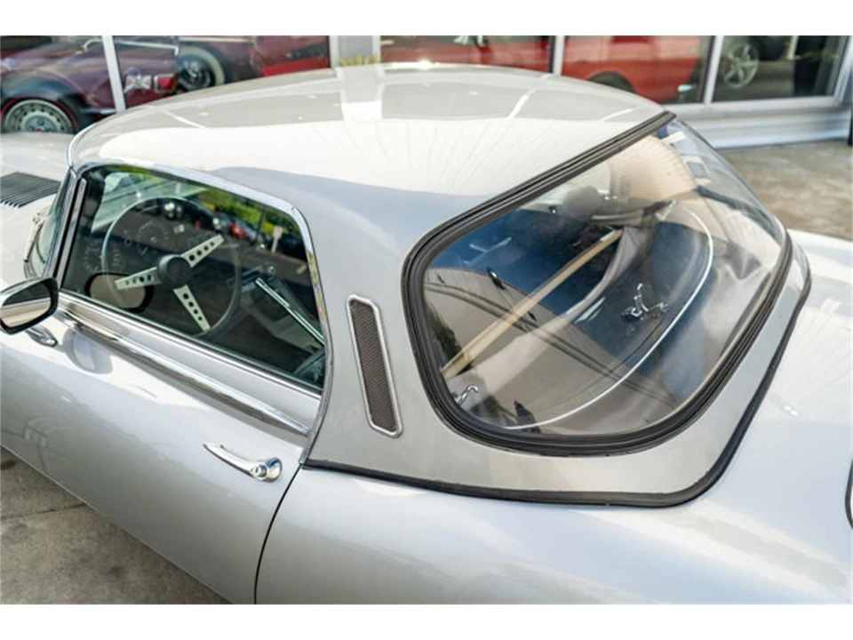 1974 Jaguar E-Type Series 3 V12 - Image 9 of 12