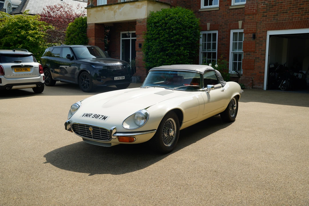 1974 Jaguar E-Type Series 3 V12 - Image 3 of 31