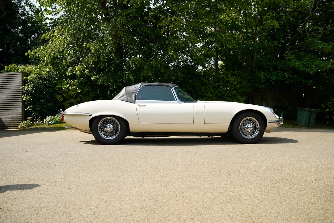 1974 Jaguar E-Type Series 3 V12 - Image 8 of 31
