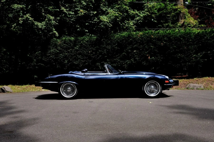 1974 Jaguar E-Type Series 3 V12 - Image 2 of 12