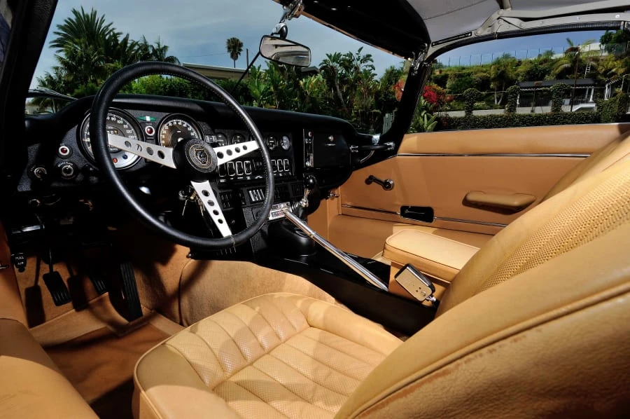 1974 Jaguar E-Type Series 3 V12 - Image 4 of 12