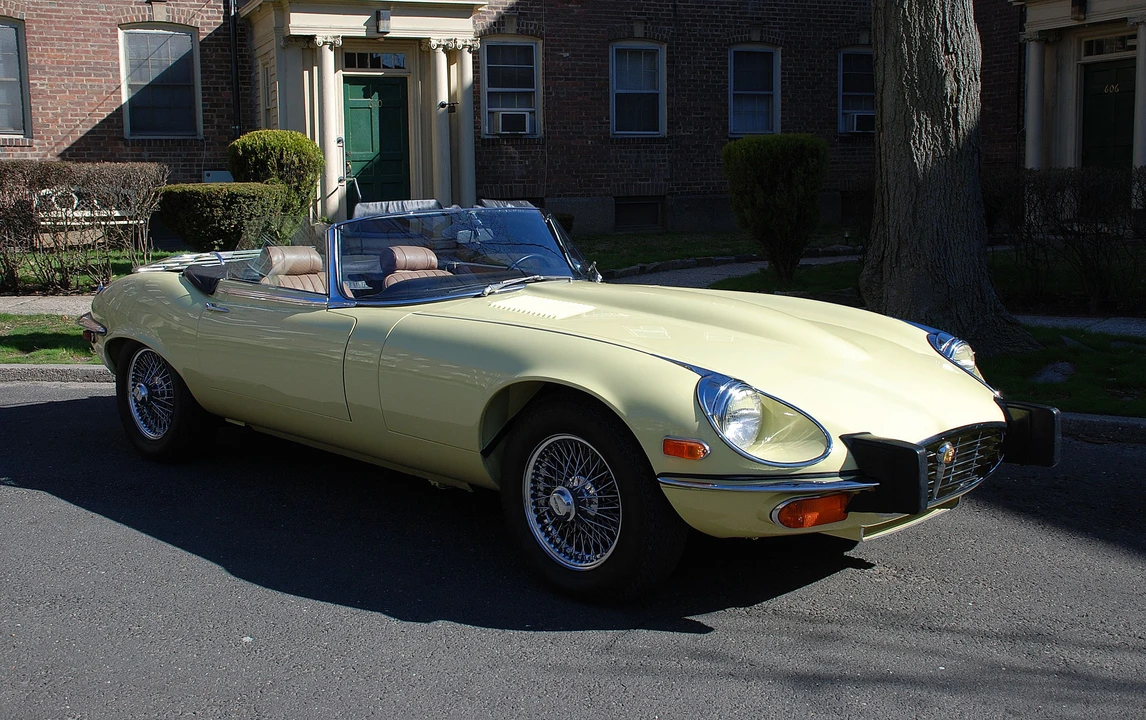 1974 Jaguar E-Type Series 3 V12 - Image 7 of 12