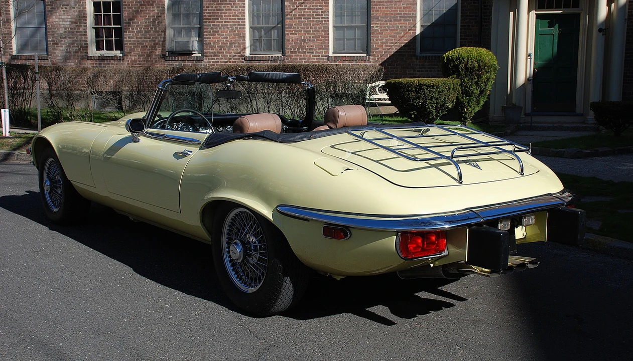 1974 Jaguar E-Type Series 3 V12 - Image 11 of 12