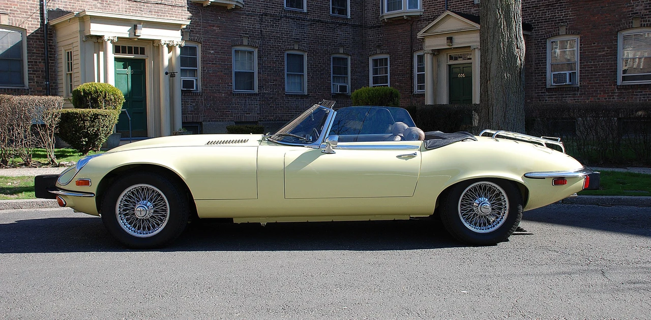 1974 Jaguar E-Type Series 3 V12 - Image 12 of 12