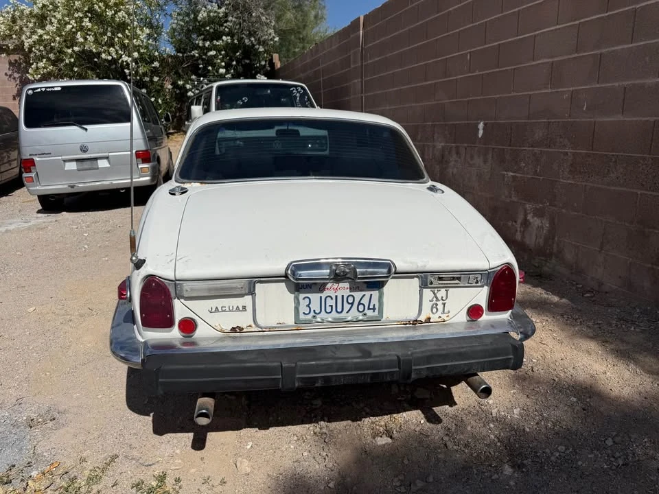 1974 Jaguar XJ Series 2 - Image 5 of 9