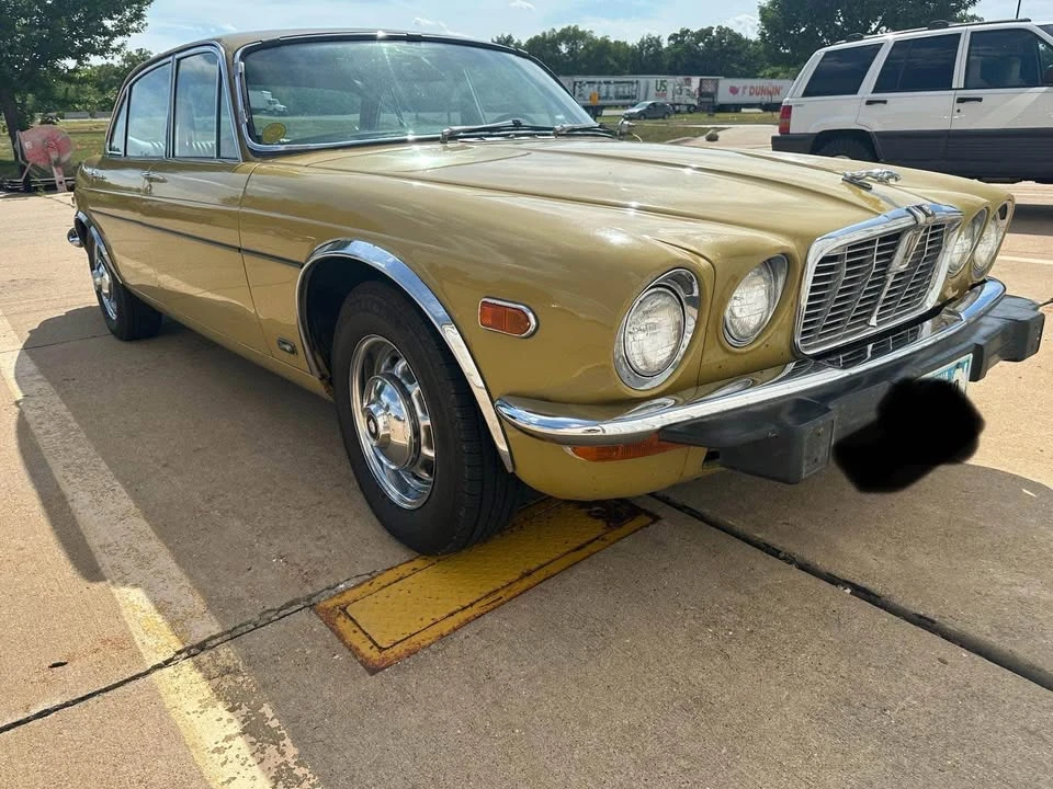 1974 Jaguar XJ Series 2 - Image 4 of 6