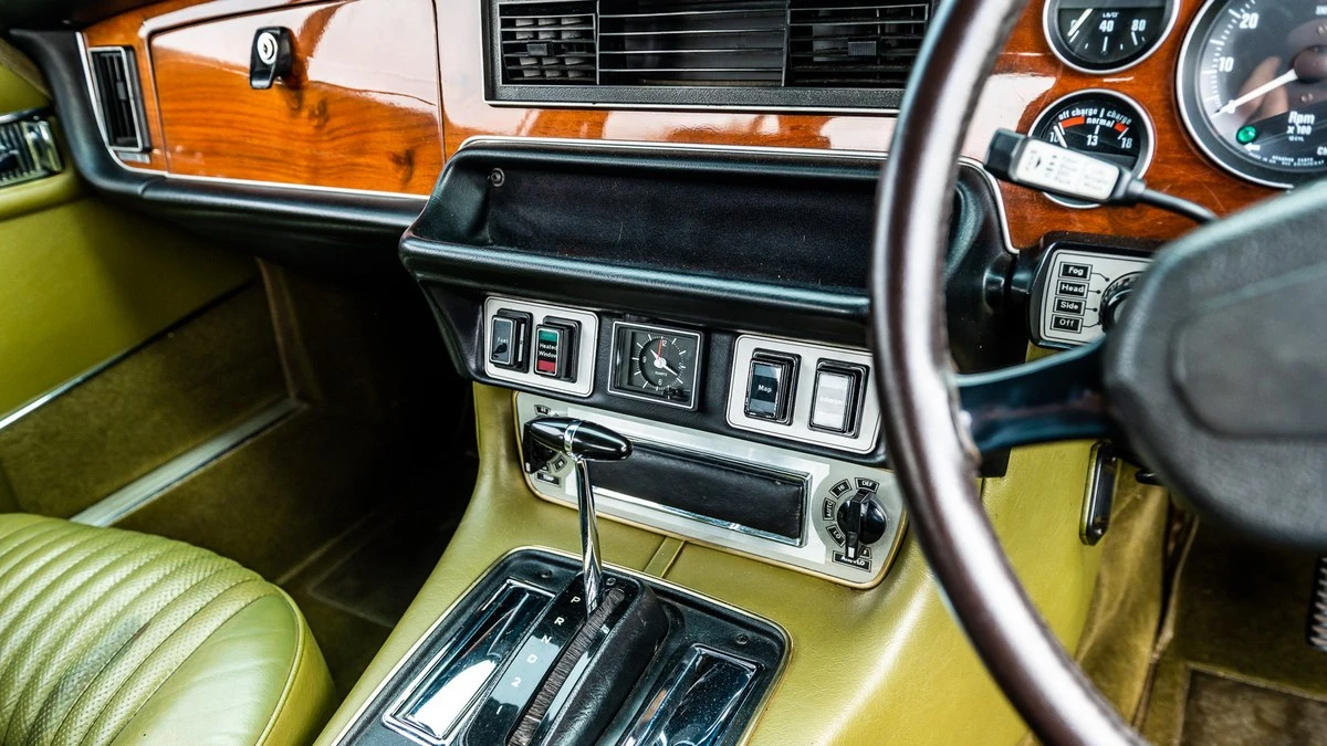 1974 Jaguar XJ Series 2 - Image 29 of 30