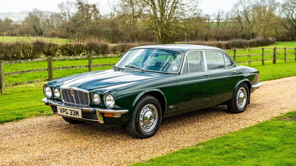 1974 Jaguar XJ Series 2 - Image 9 of 30