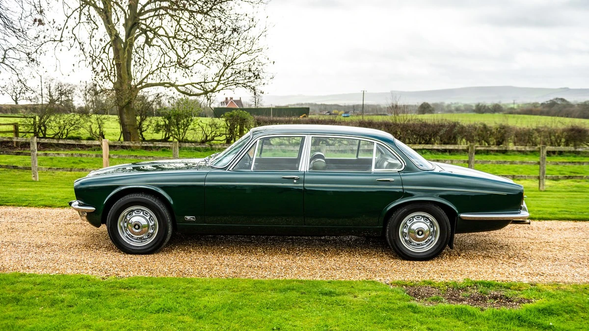 1974 Jaguar XJ Series 2 - Image 8 of 30