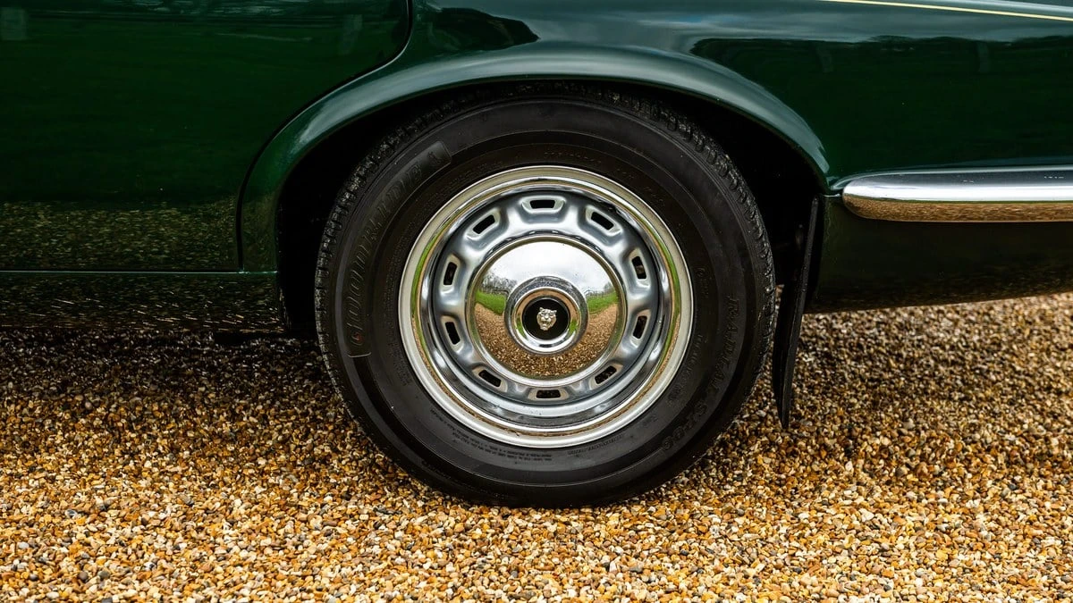 1974 Jaguar XJ Series 2 - Image 12 of 30