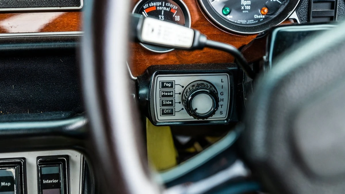 1974 Jaguar XJ Series 2 - Image 28 of 30