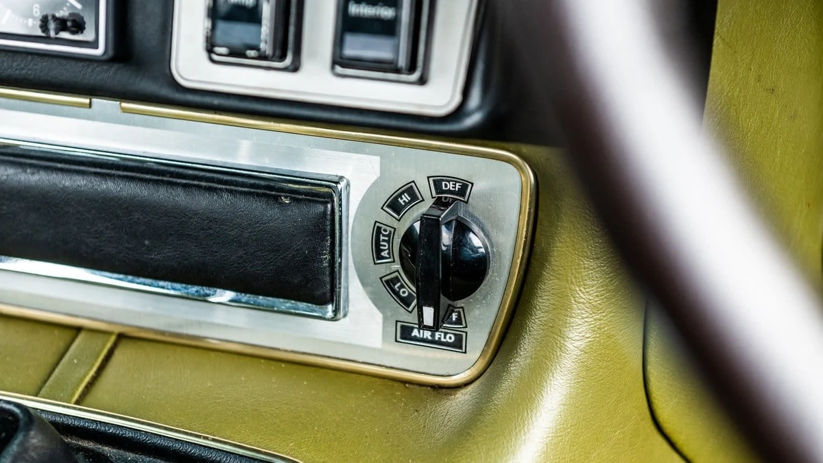 1974 Jaguar XJ Series 2 - Image 30 of 30