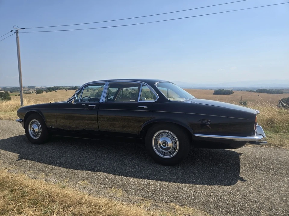1974 Jaguar XJ Series 2 - Image 14 of 30