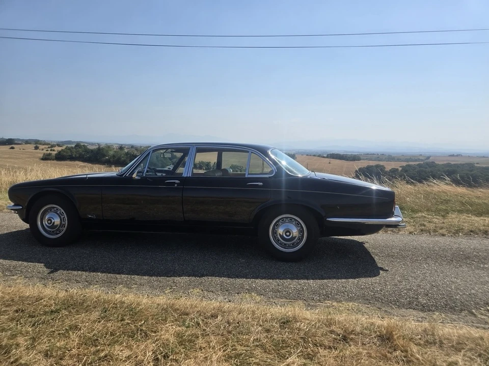 1974 Jaguar XJ Series 2 - Image 16 of 30