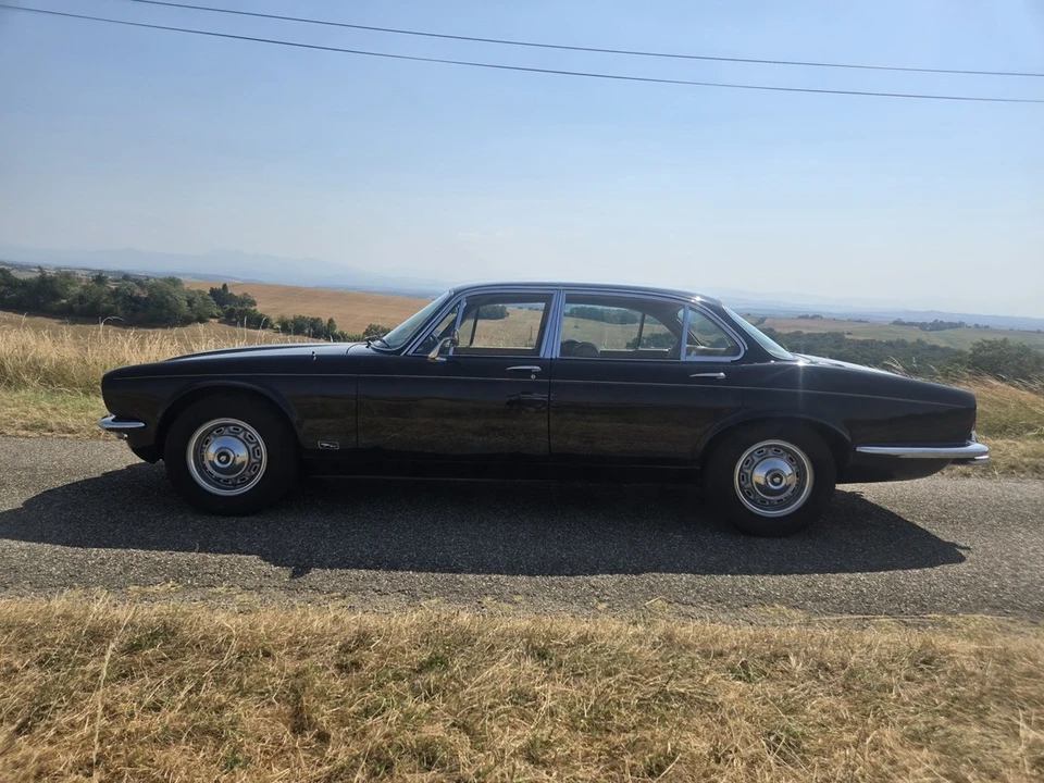 1974 Jaguar XJ Series 2 - Image 22 of 30