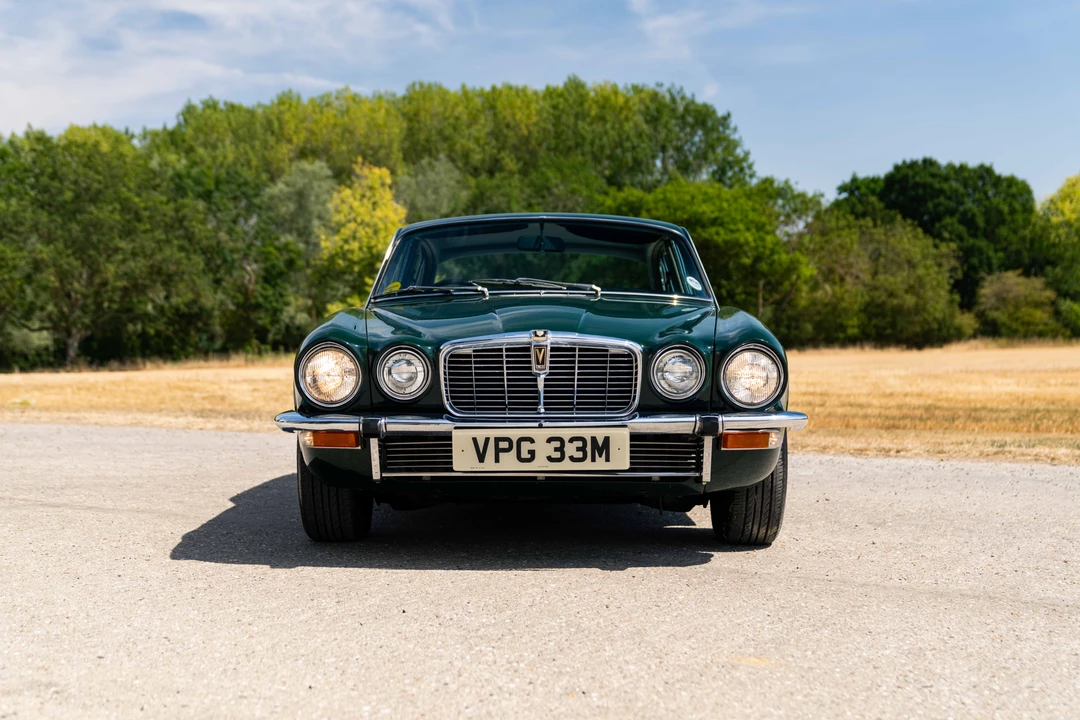1974 Jaguar XJ Series 2 - Image 2 of 31