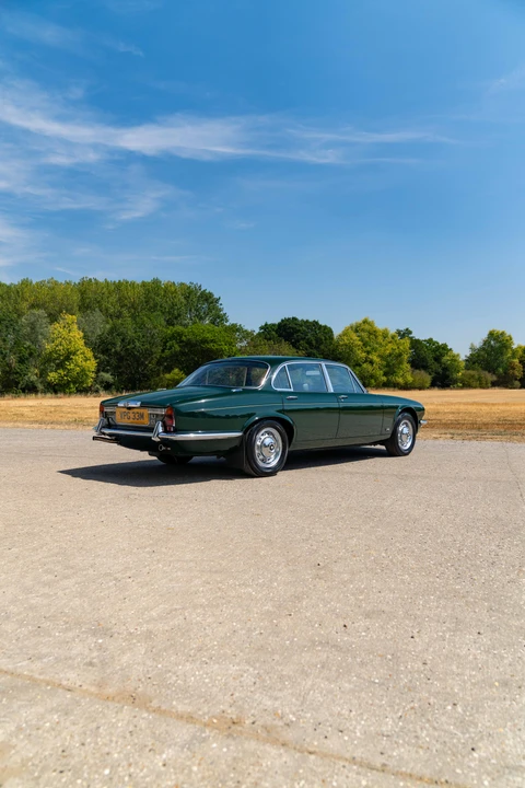 1974 Jaguar XJ Series 2 - Image 17 of 31