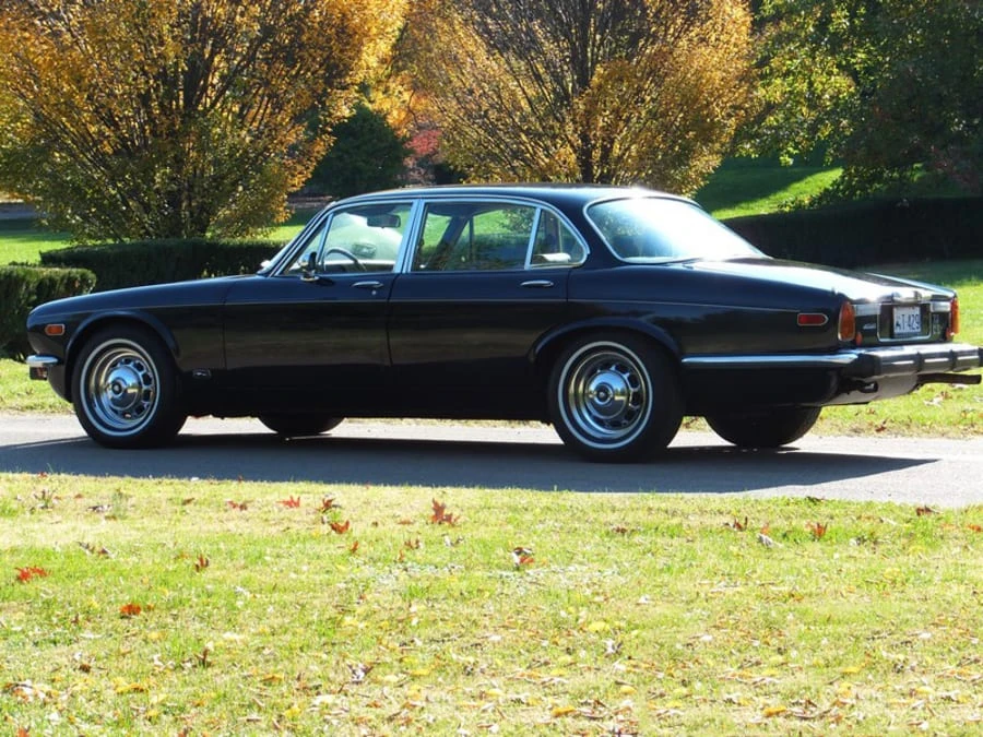 1974 Jaguar XJ Series 2 - Image 3 of 7