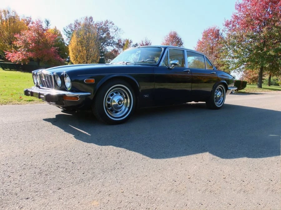 1974 Jaguar XJ Series 2 - Image 6 of 7