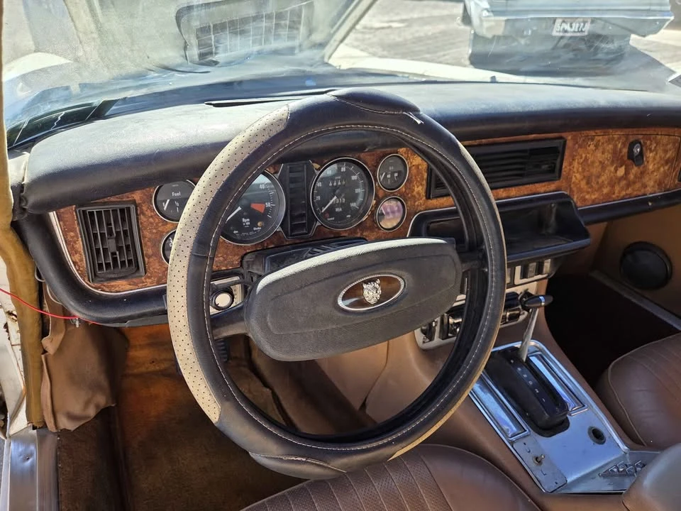 1974 Jaguar XJ Series 2 - Image 15 of 19