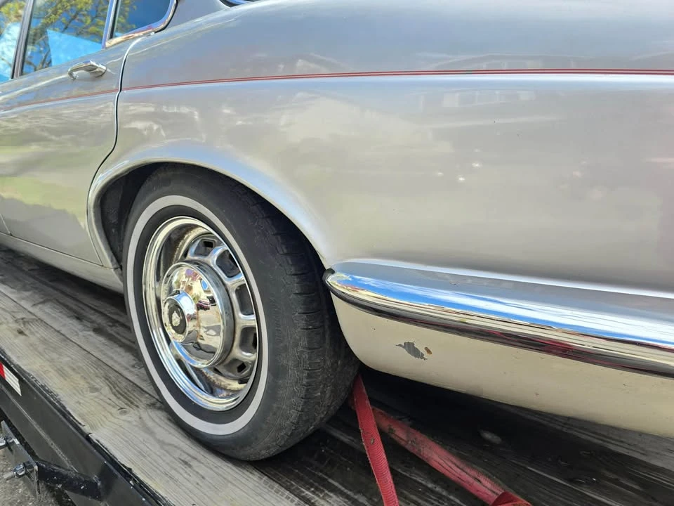 1974 Jaguar XJ Series 2 - Image 10 of 10