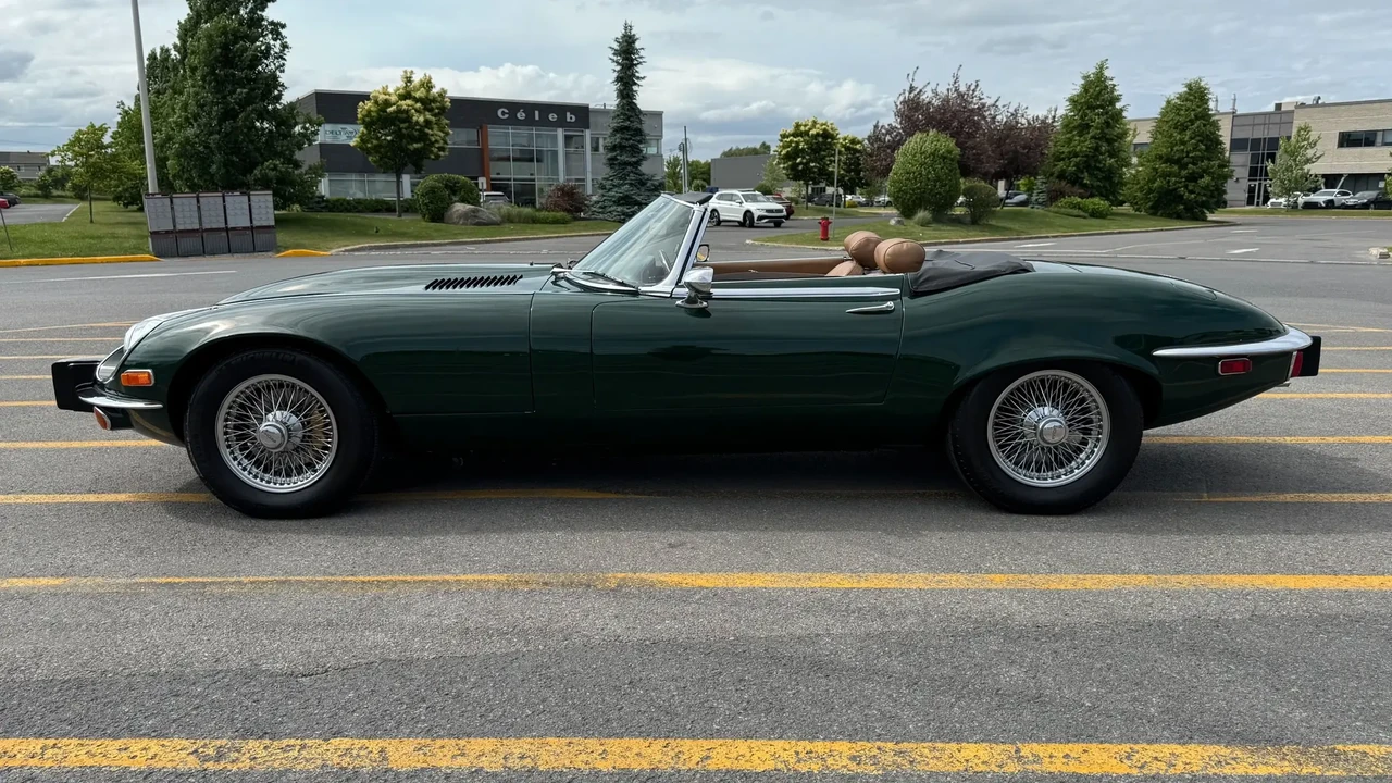 1974 Jaguar E-Type Series 3 V12 - Image 6 of 6