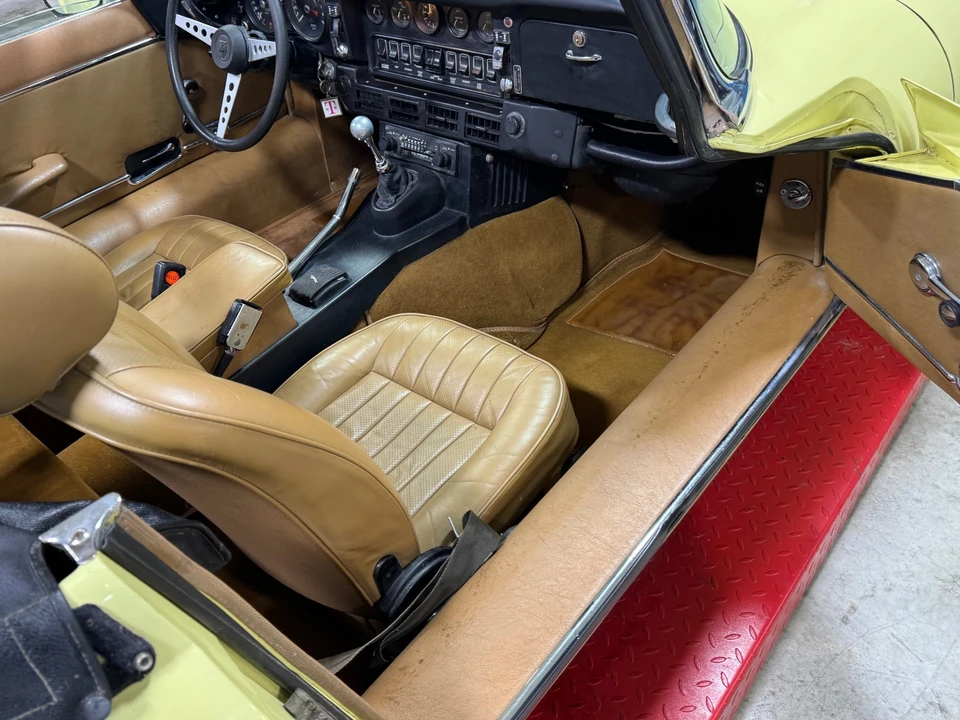1974 Jaguar E-Type Series 3 V12 - Image 16 of 21