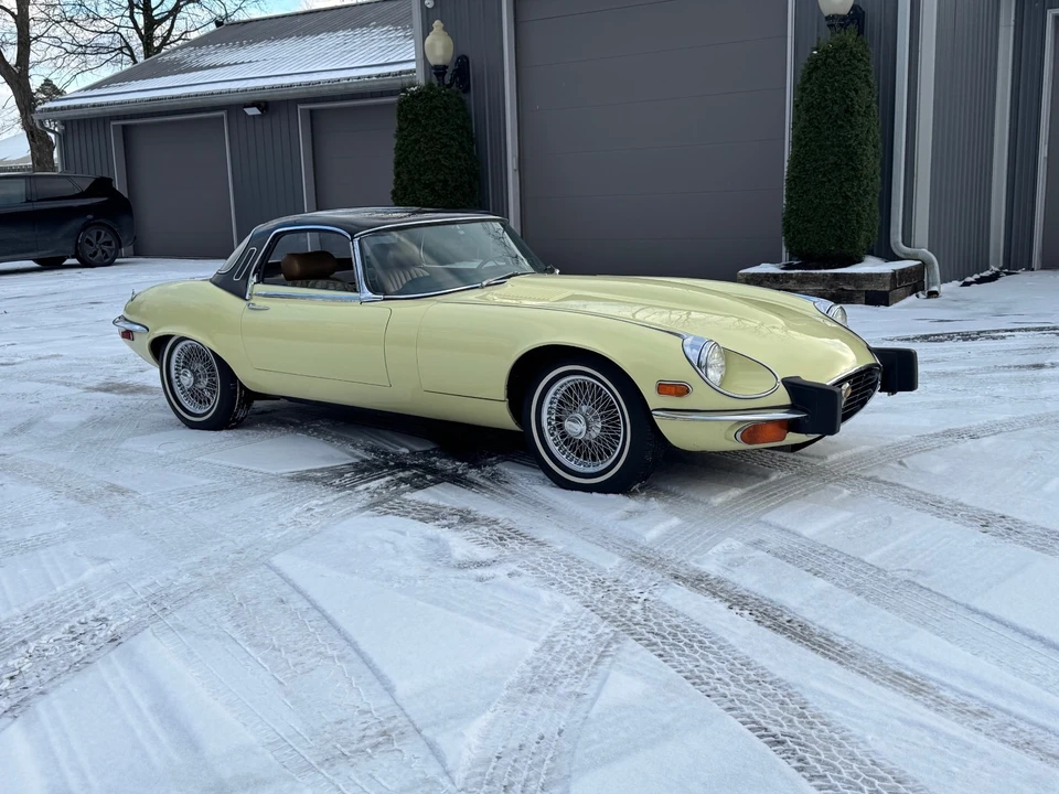 1974 Jaguar E-Type Series 3 V12 - Image 3 of 21