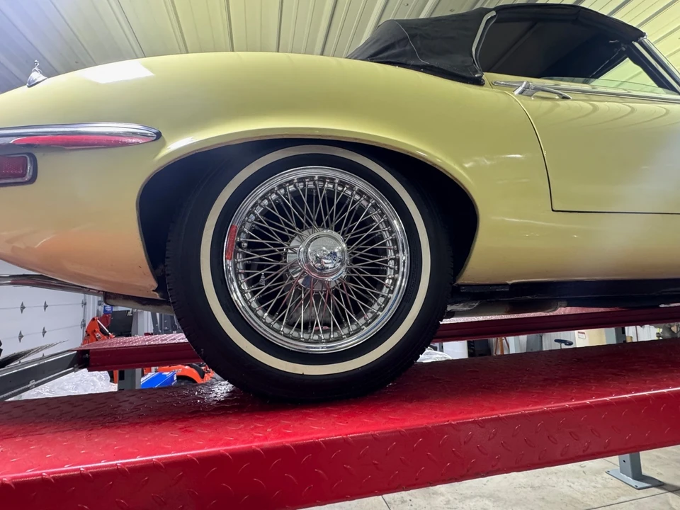 1974 Jaguar E-Type Series 3 V12 - Image 12 of 21