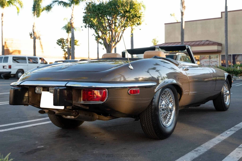 1974 Jaguar E-Type Series 3 V12 - Image 8 of 21