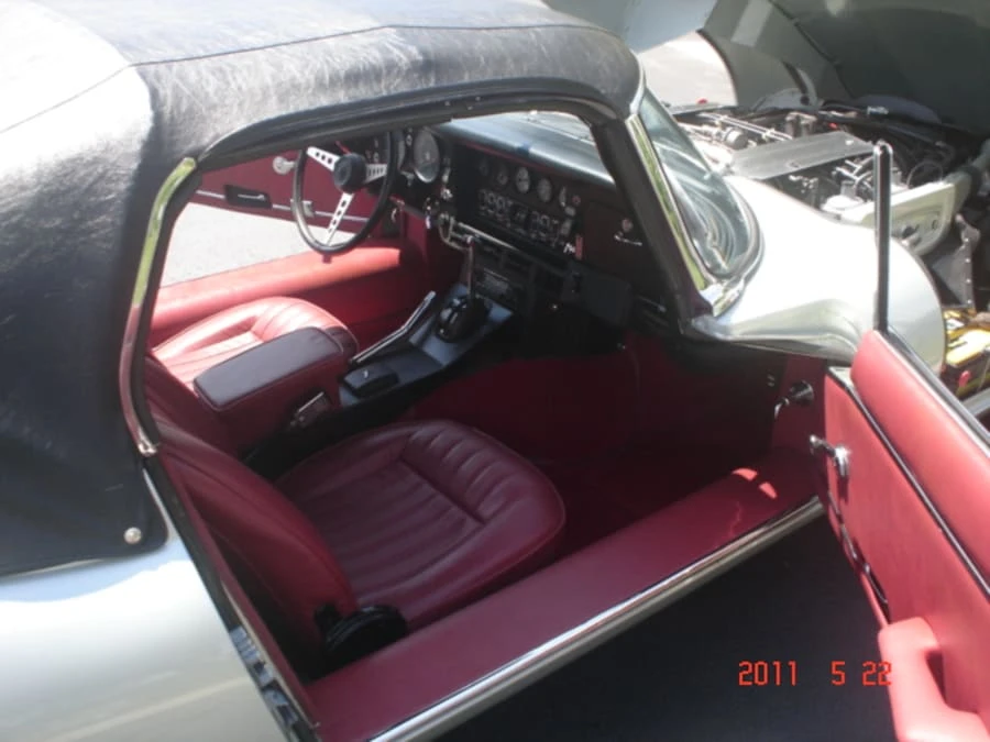 1974 Jaguar E-Type Series 3 V12 - Image 4 of 8
