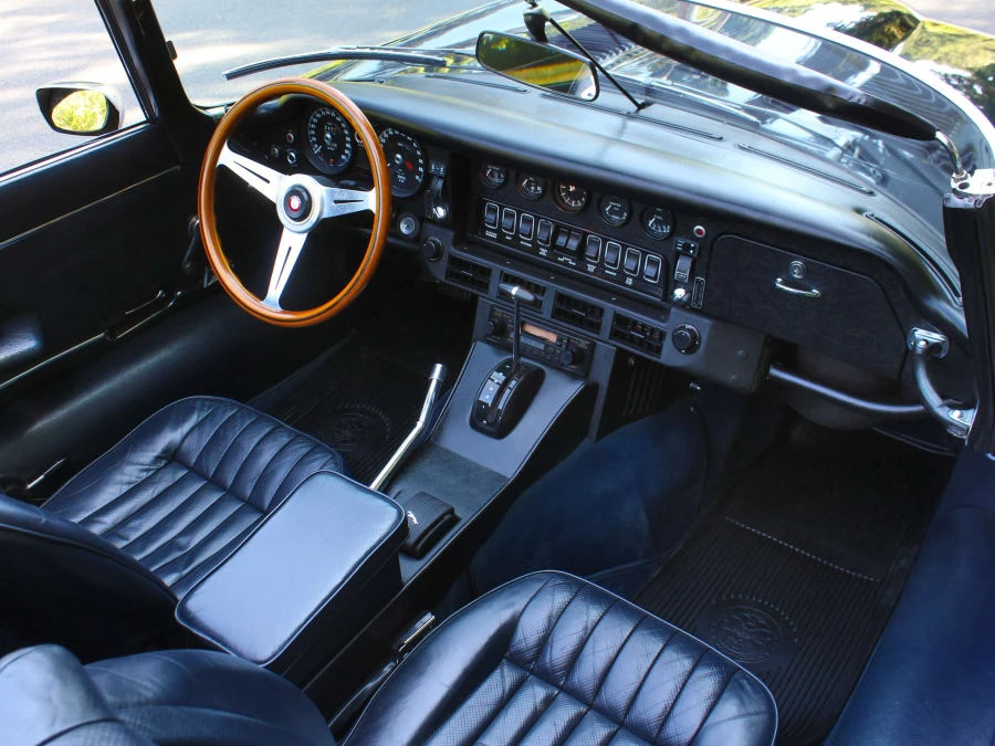 1974 Jaguar E-Type Series 3 V12 - Image 4 of 6