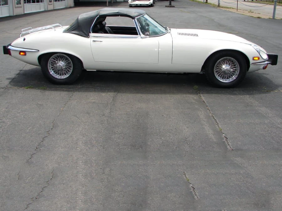 1974 Jaguar E-Type Series 3 V12 - Image 6 of 6