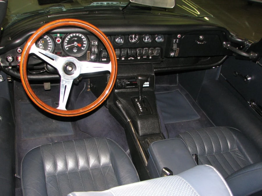 1974 Jaguar E-Type Series 3 V12 - Image 2 of 7