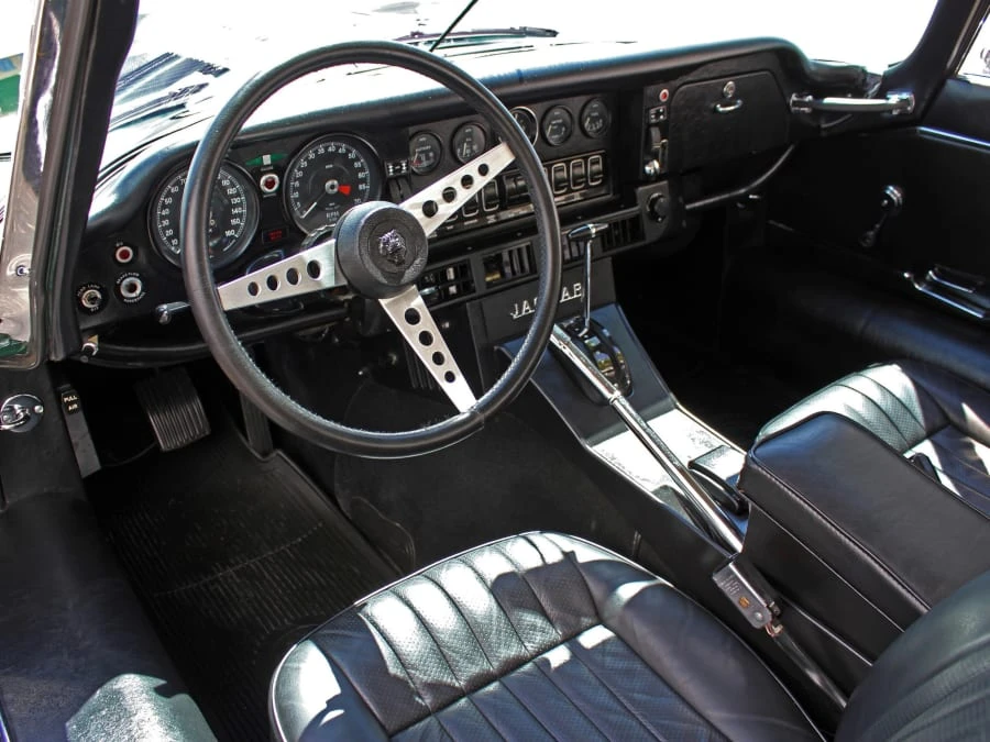 1974 Jaguar E-Type Series 3 V12 - Image 3 of 10
