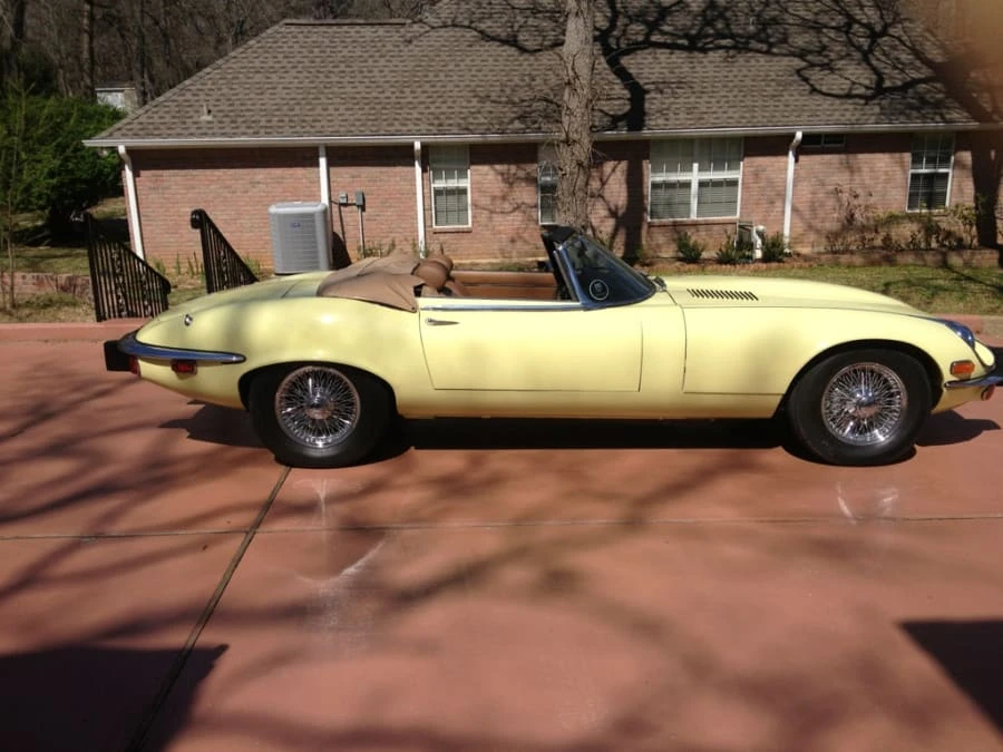 1974 Jaguar E-Type Series 3 V12 - Image 2 of 8