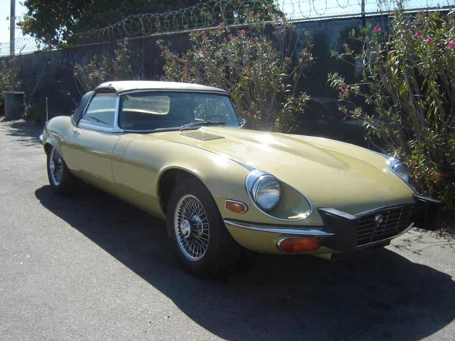 1974 Jaguar E-Type Series 3 V12 - Image 8 of 8